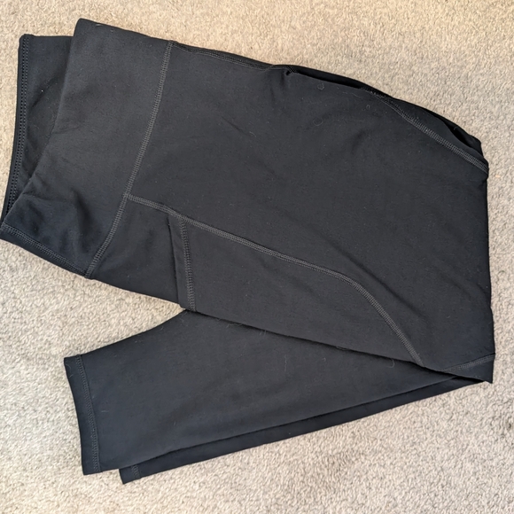 Black Leggings with Pink Oregon Ducks Logo - Picture 5 of 12